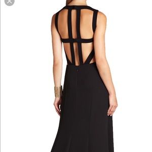 BCBG Angelinah Dress. Size 4 NWT.
